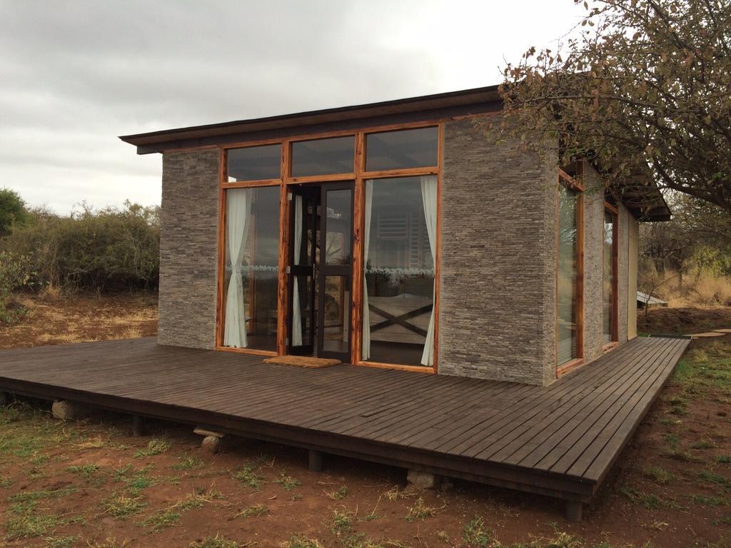 Elephant Gorge Camp Амбосели Екстериор снимка